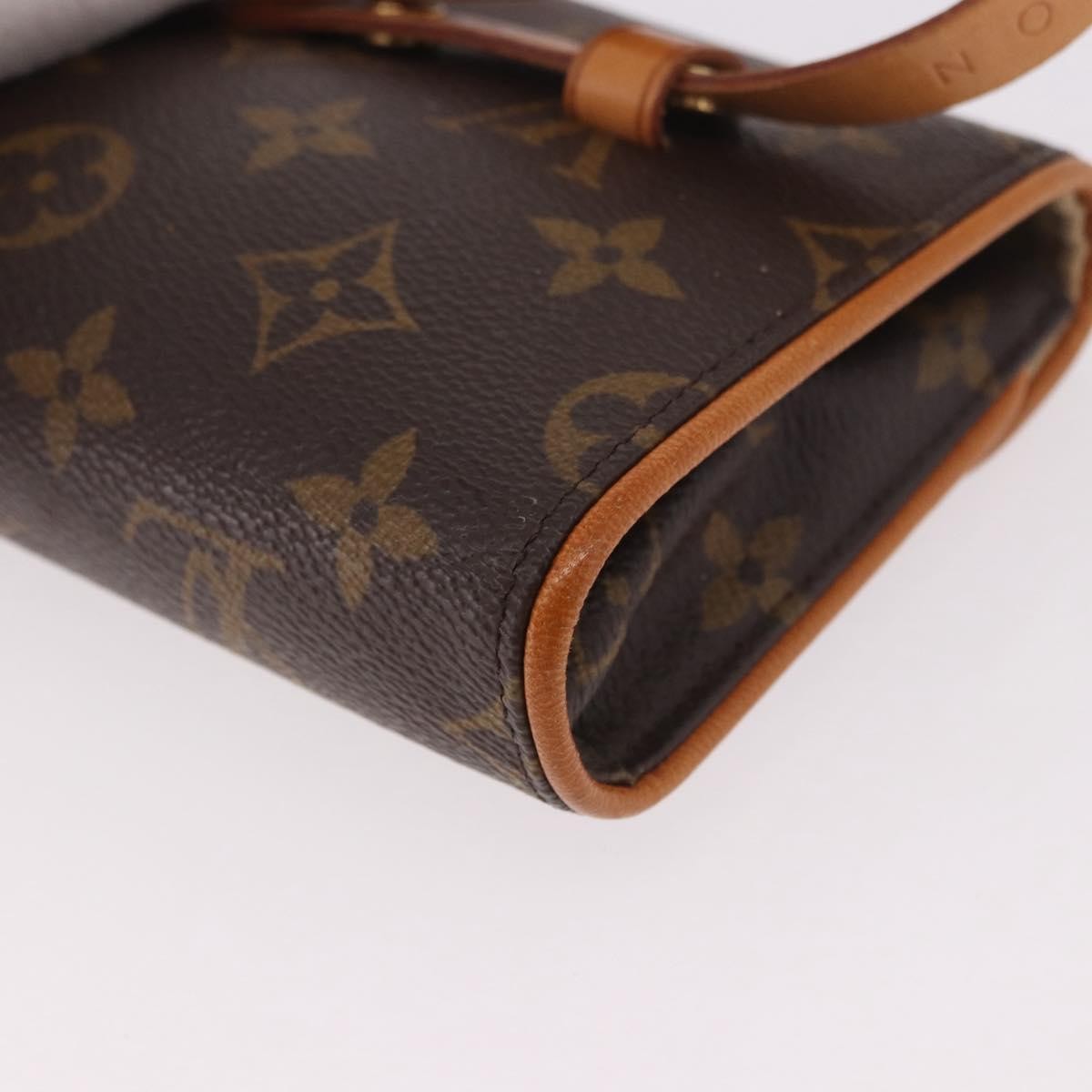 Louis Vuitton Florentine Waist Monogram Canvas Brown Canvas Clutche & Pouche Bag (Pre-Owned)