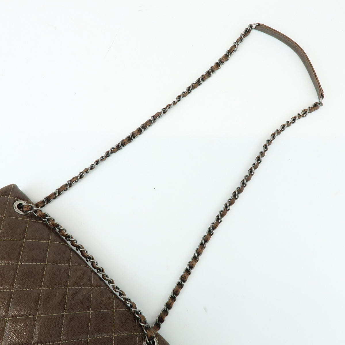 Chanel Easy Flap Quilted Caviar Brown Leather Handbag (Pre-Owned)