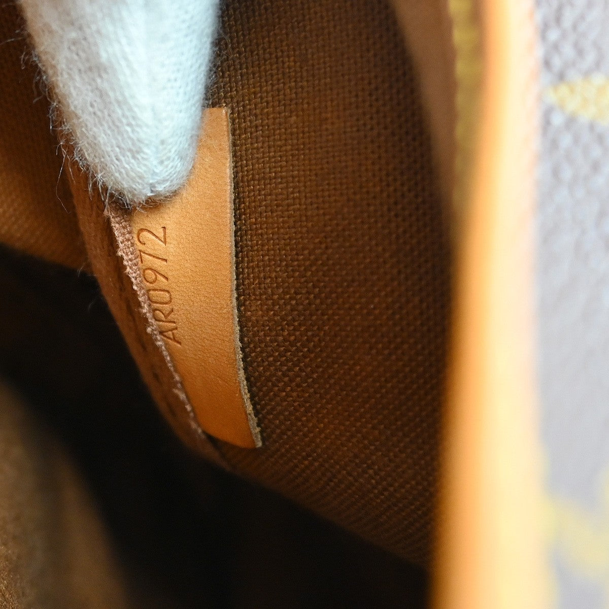 Louis Vuitton Saumur Monogram Canvas Brown Canvas Shoulder Bag Bag (Pre-Owned)