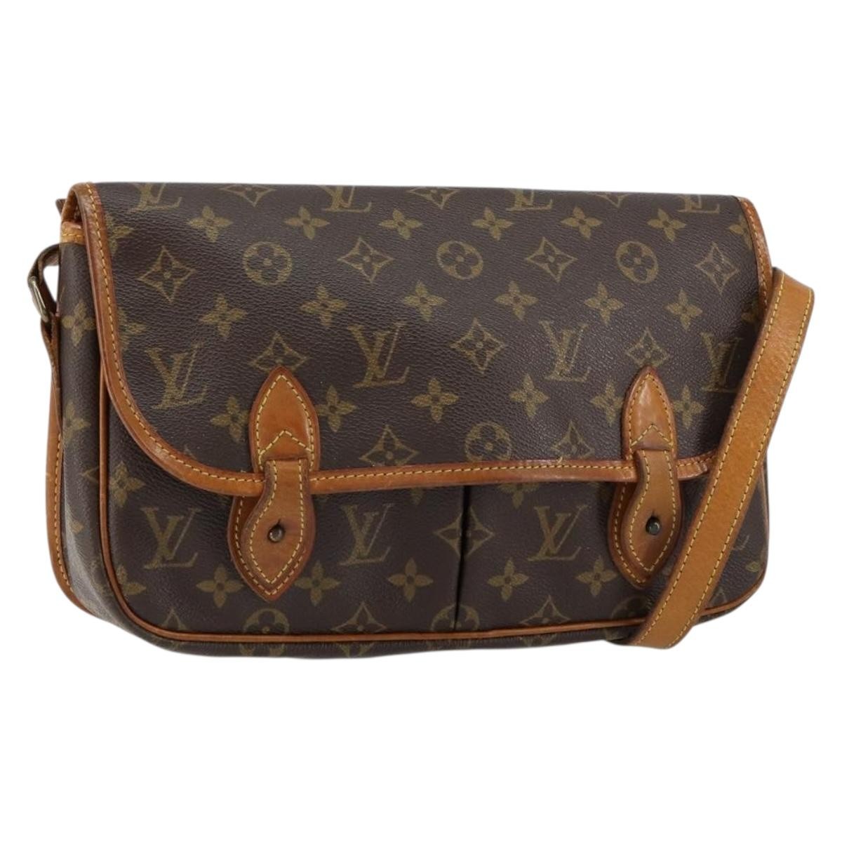 Louis Vuitton Sac Gibeciere Messenger Monogram Canvas Brown Canvas Shoulder Bag Bag (Pre-Owned)