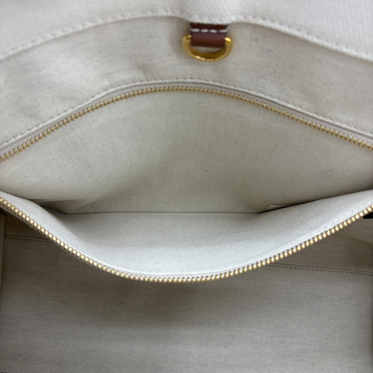 Burberry Freya Shopping Canvas With Leather Beige Canvas Tote Bag Bag (Pre-Owned)