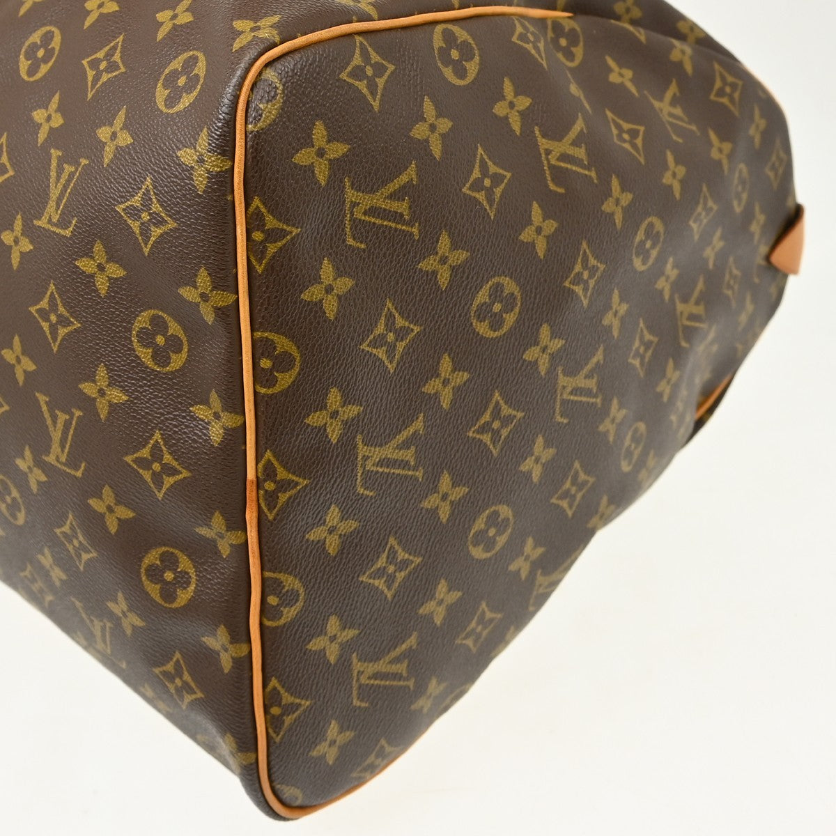 Louis Vuitton Keepall Monogram Canvas Brown Canvas Travel Bag Bag (Pre-Owned)