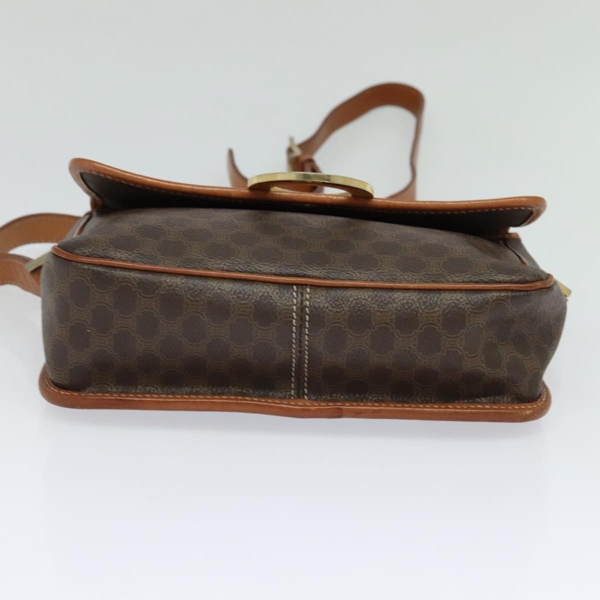 Celine Vintage Macadam Circle Logo Canvas And Leather Brown Canvas Shoulder Bag Bag (Pre-Owned)