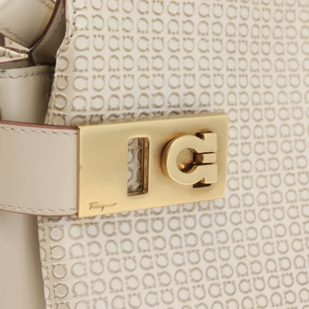 Salvatore Ferragamo Double Gancini Side Buckle Tote Leather Beige Leather Handbag (Pre-Owned)