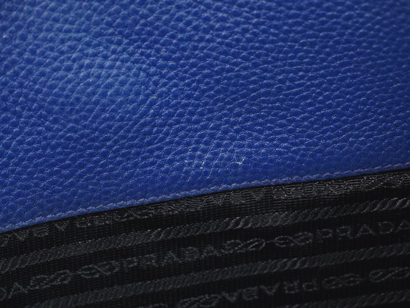 Prada Embossed Logo Open Tote Leather Blue Leather Tote Bag Bag (Pre-Owned)