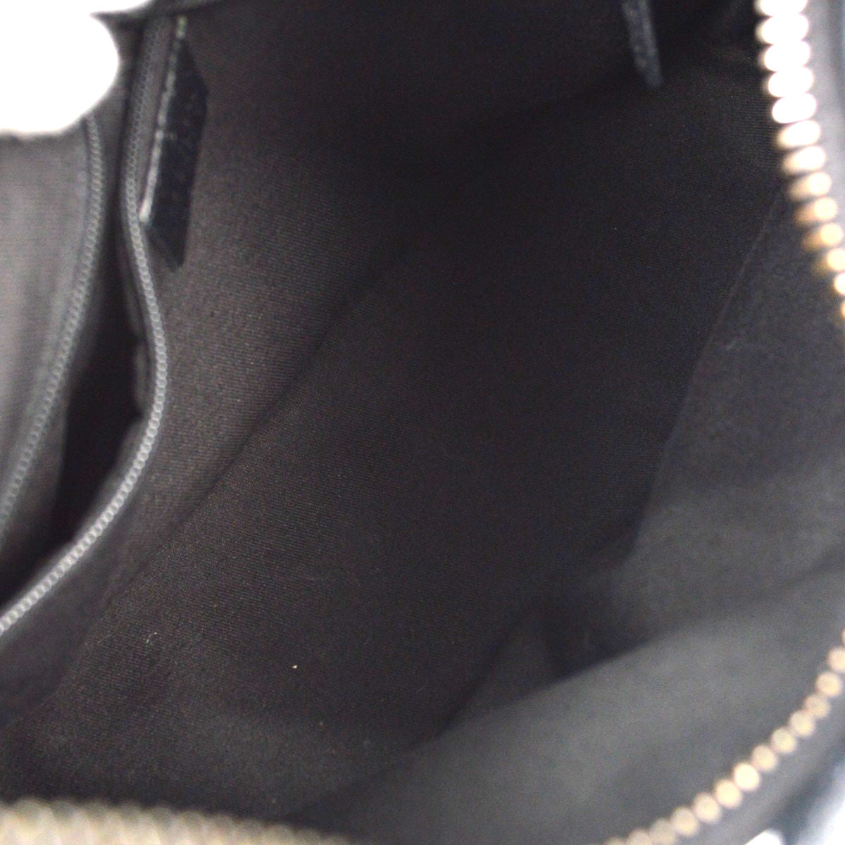 Gucci Vintage Hobo Gg Canvas Black Canvas Shoulder Bag Bag (Pre-Owned)