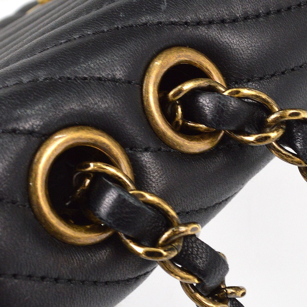 Chanel Vintage Pagoda Flap Quilted Lambskin Black Leather Handbag (Pre-Owned)