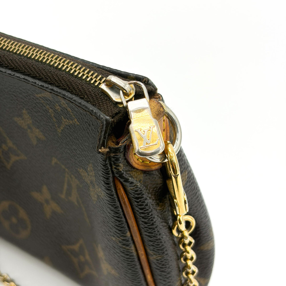 Louis Vuitton Eva Monogram Canvas Brown Canvas Handbag (Pre-Owned)
