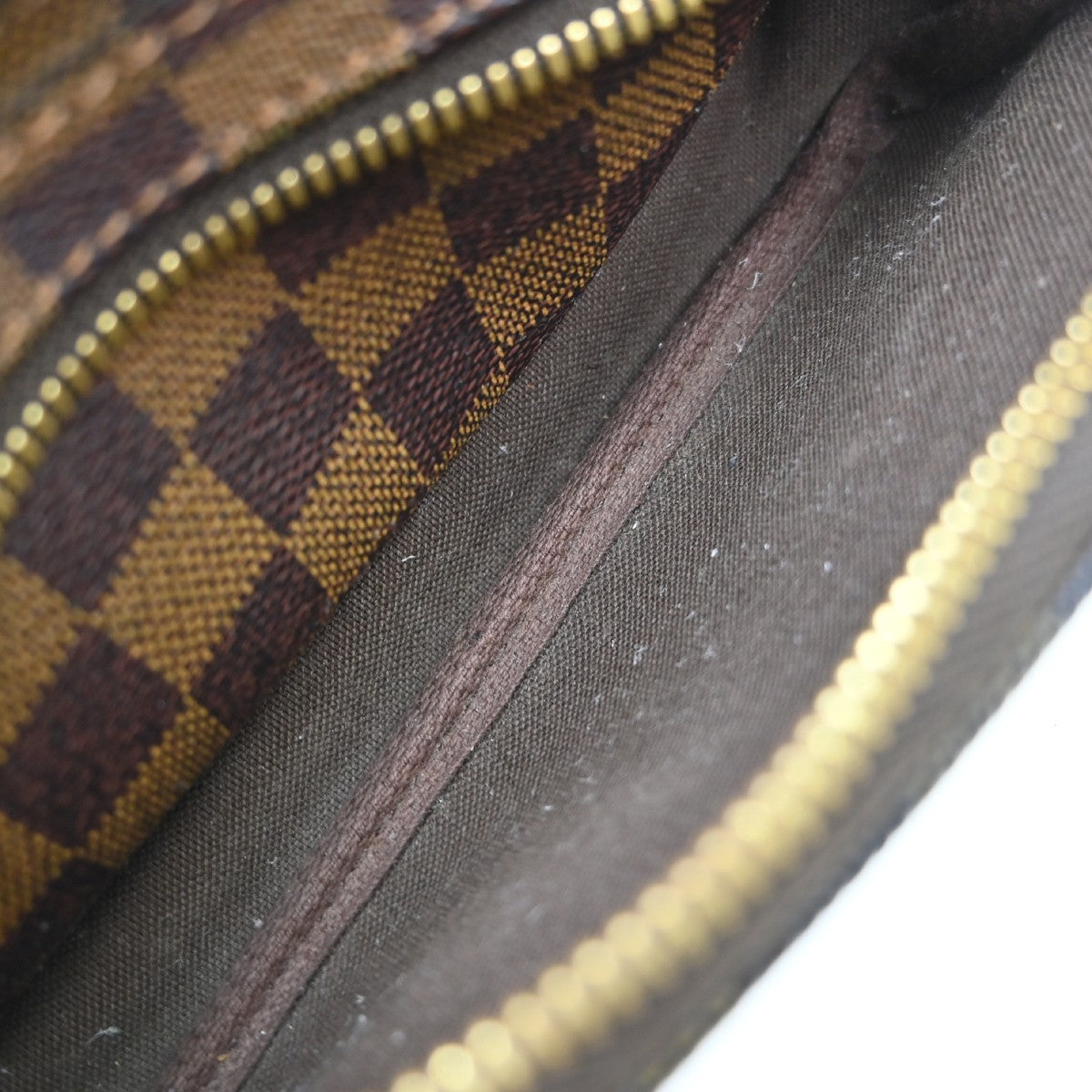 Louis Vuitton Melville Waist Damier Brown Canvas Handbag (Pre-Owned)