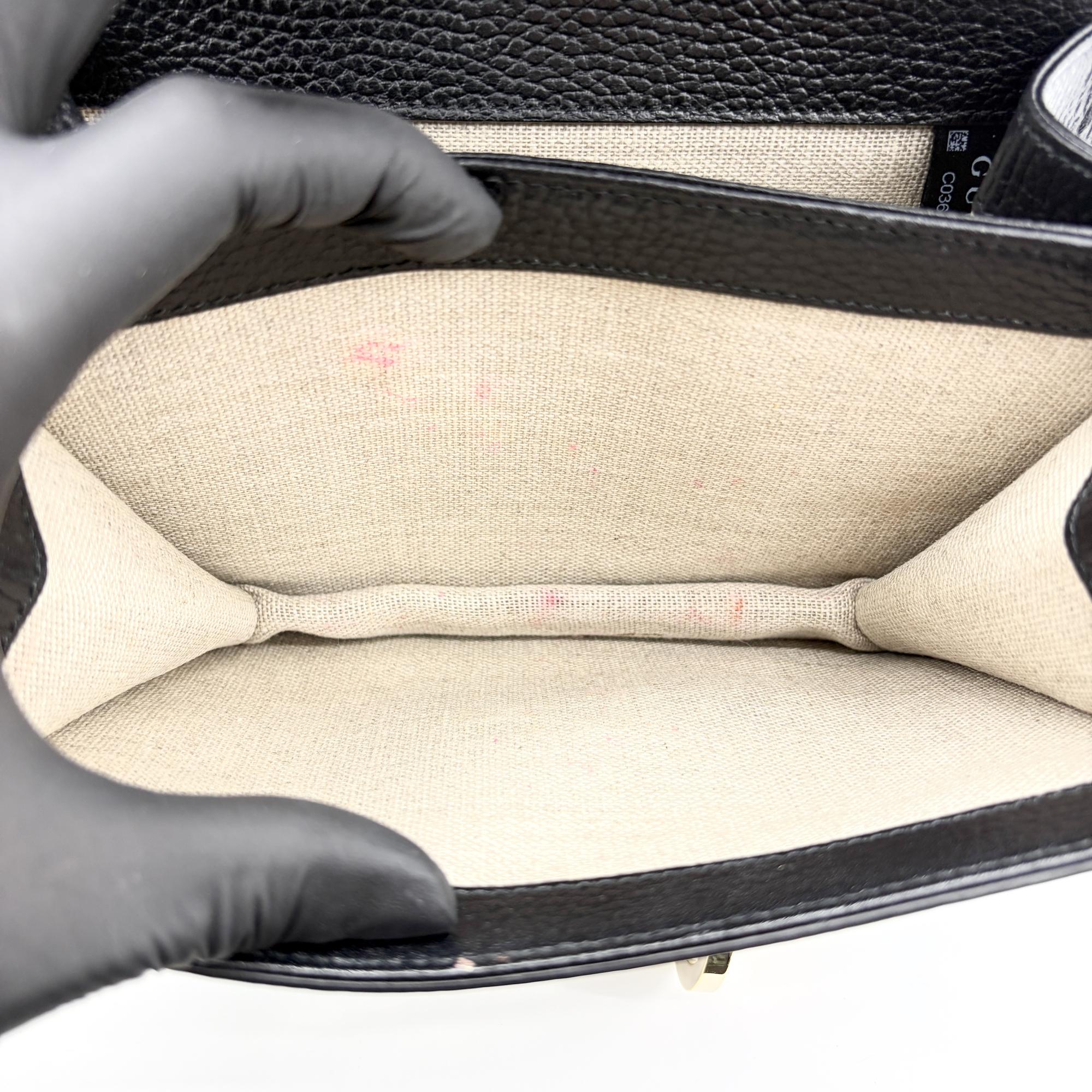 Gucci Interlocking Leather Black Leather Shoulder Bag Bag (Pre-Owned)