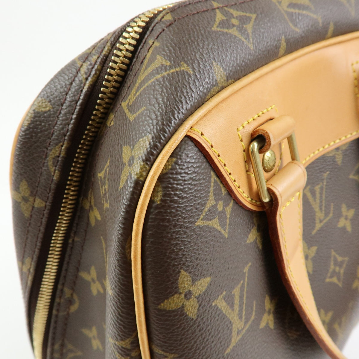 Louis Vuitton Excursion Monogram Canvas Brown Canvas Handbag (Pre-Owned)
