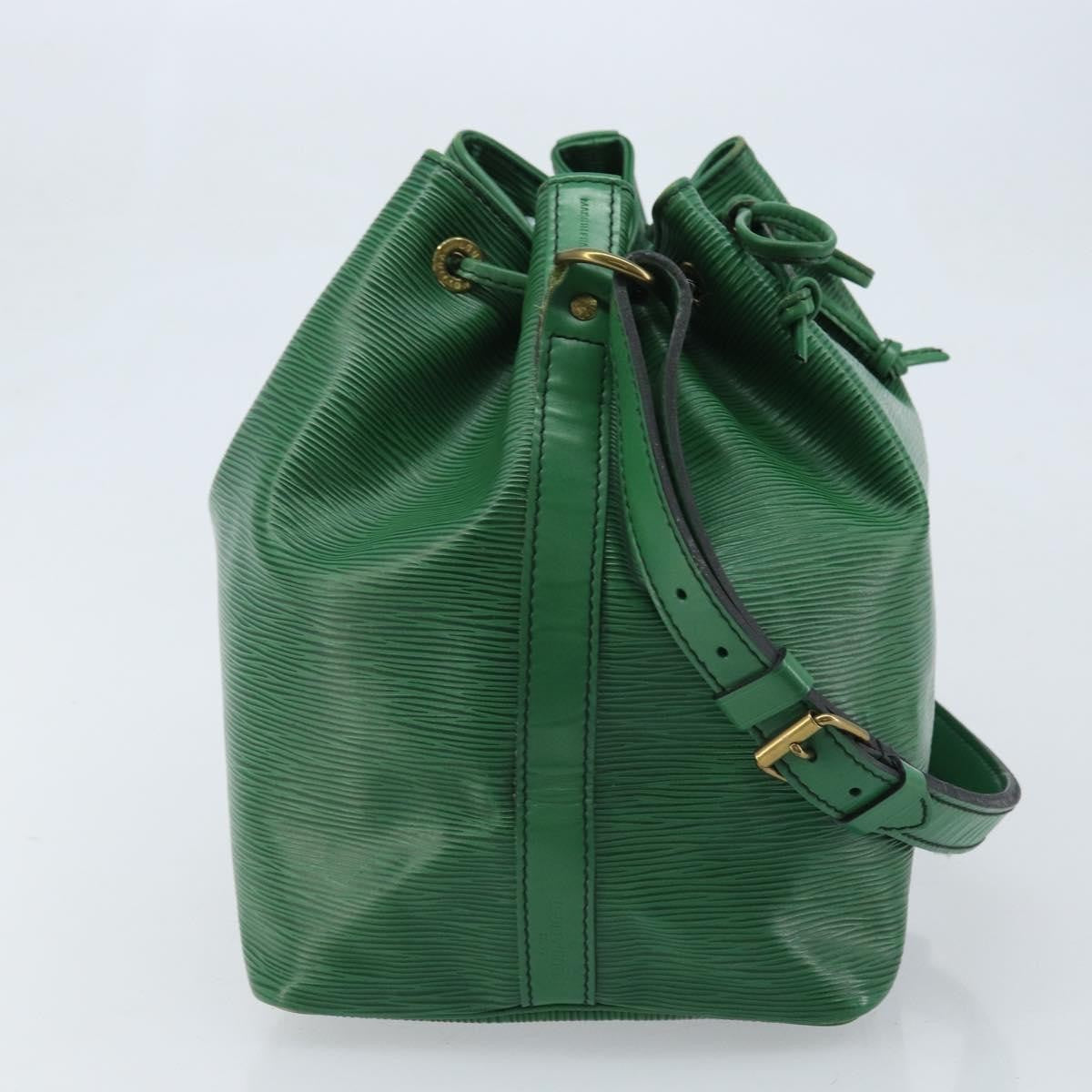 Louis Vuitton Petit Noe Epi Leather Green Leather Shoulder Bag Bag (Pre-Owned)