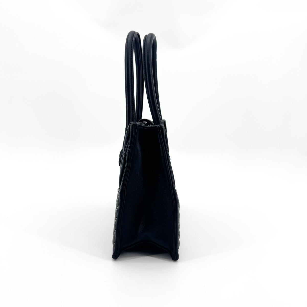 Miu Miu Confidential Matelasse Leather Black Leather Crossbody Bag Bag (Pre-Owned)