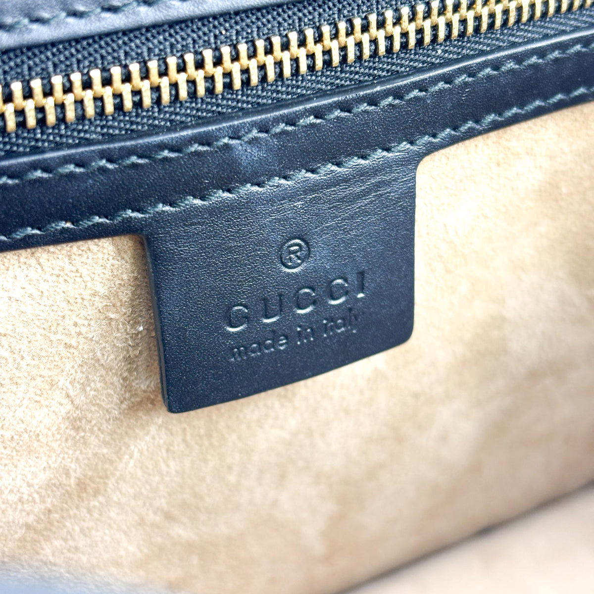 Gucci Sylvie Leather Navy Leather Shoulder Bag Bag (Pre-Owned)