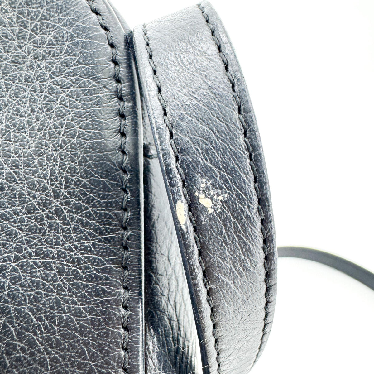 Balenciaga Everyday Camera Leather Black Leather Handbag (Pre-Owned)