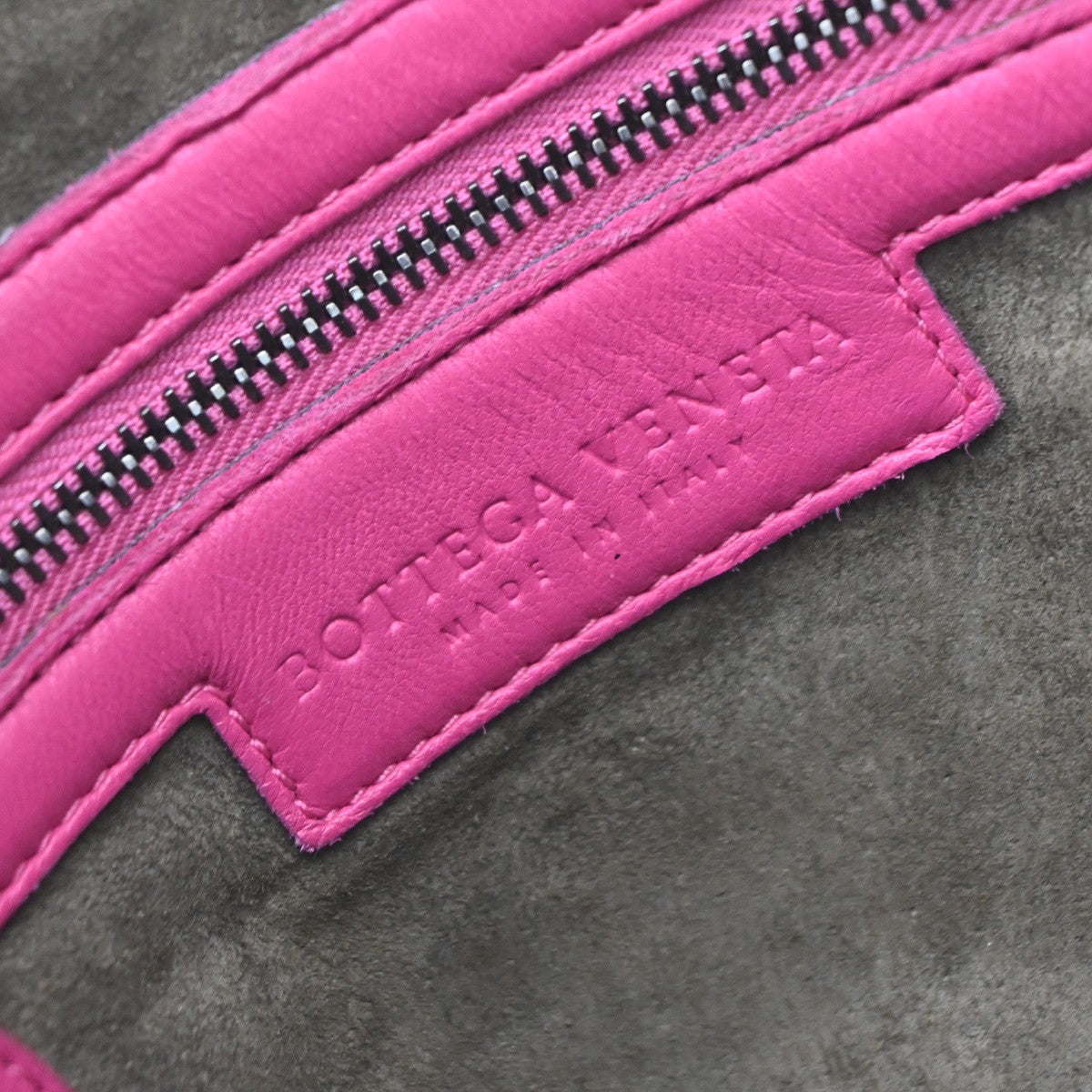 Bottega Veneta Nodini Intrecciato Nappa Pink Leather Shoulder Bag Bag (Pre-Owned)