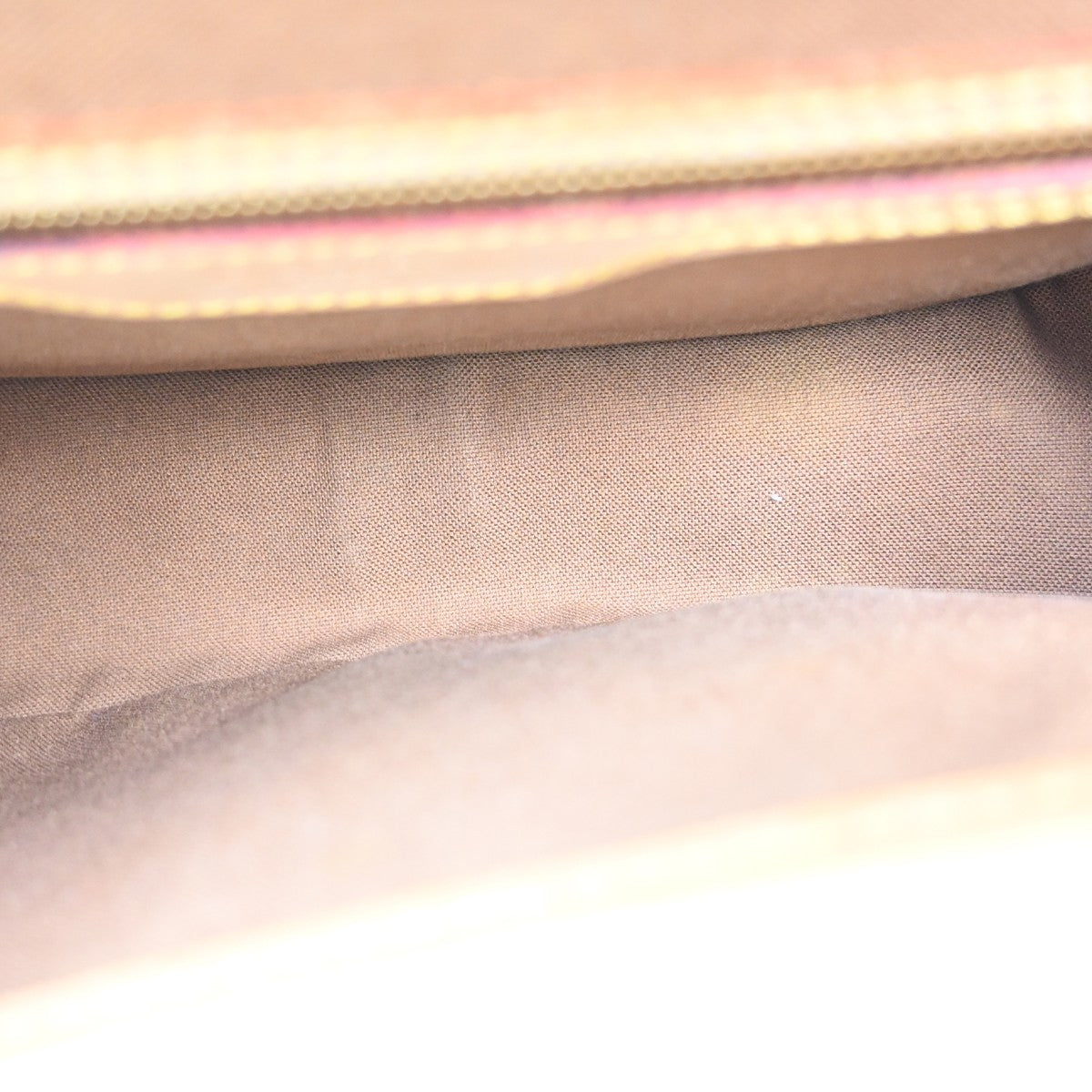 Louis Vuitton Sologne Monogram Canvas Brown Canvas Shoulder Bag Bag (Pre-Owned)