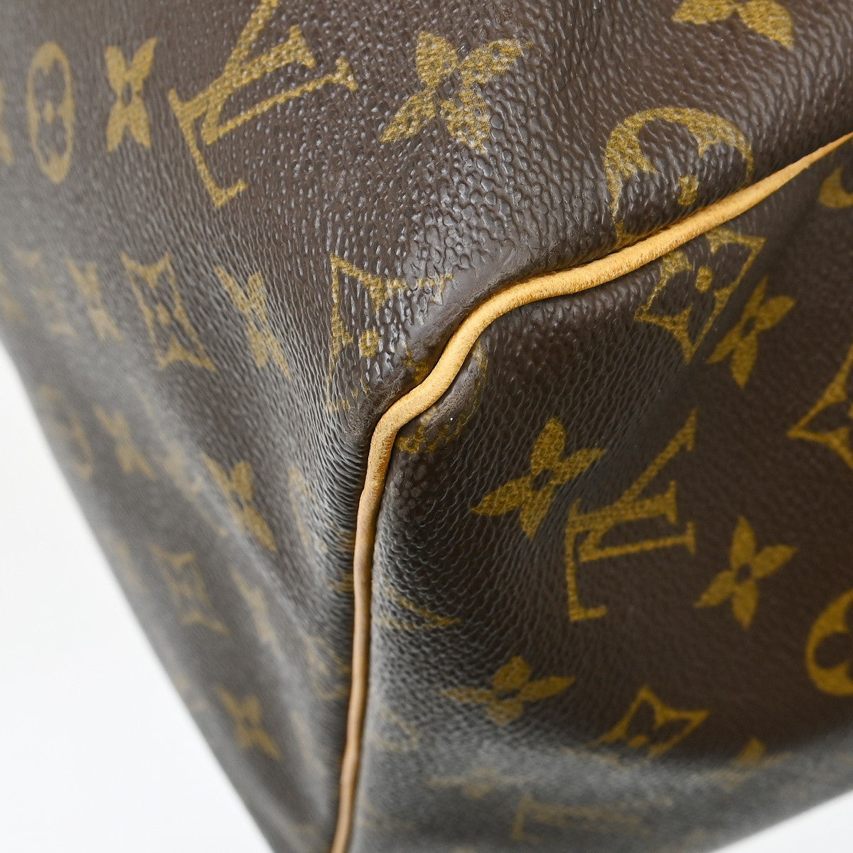 Louis Vuitton Keepall Monogram Brown Canvas Travel Bag Bag (Pre-Owned)