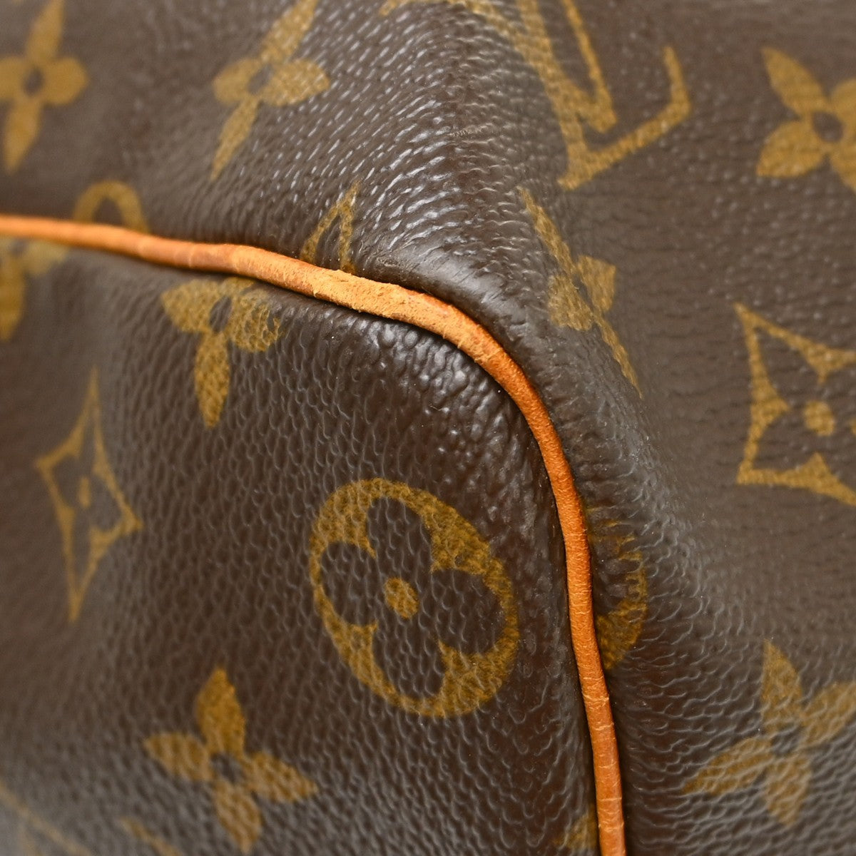 Louis Vuitton Keepall Monogram Canvas Brown Canvas Travel Bag Bag (Pre-Owned)