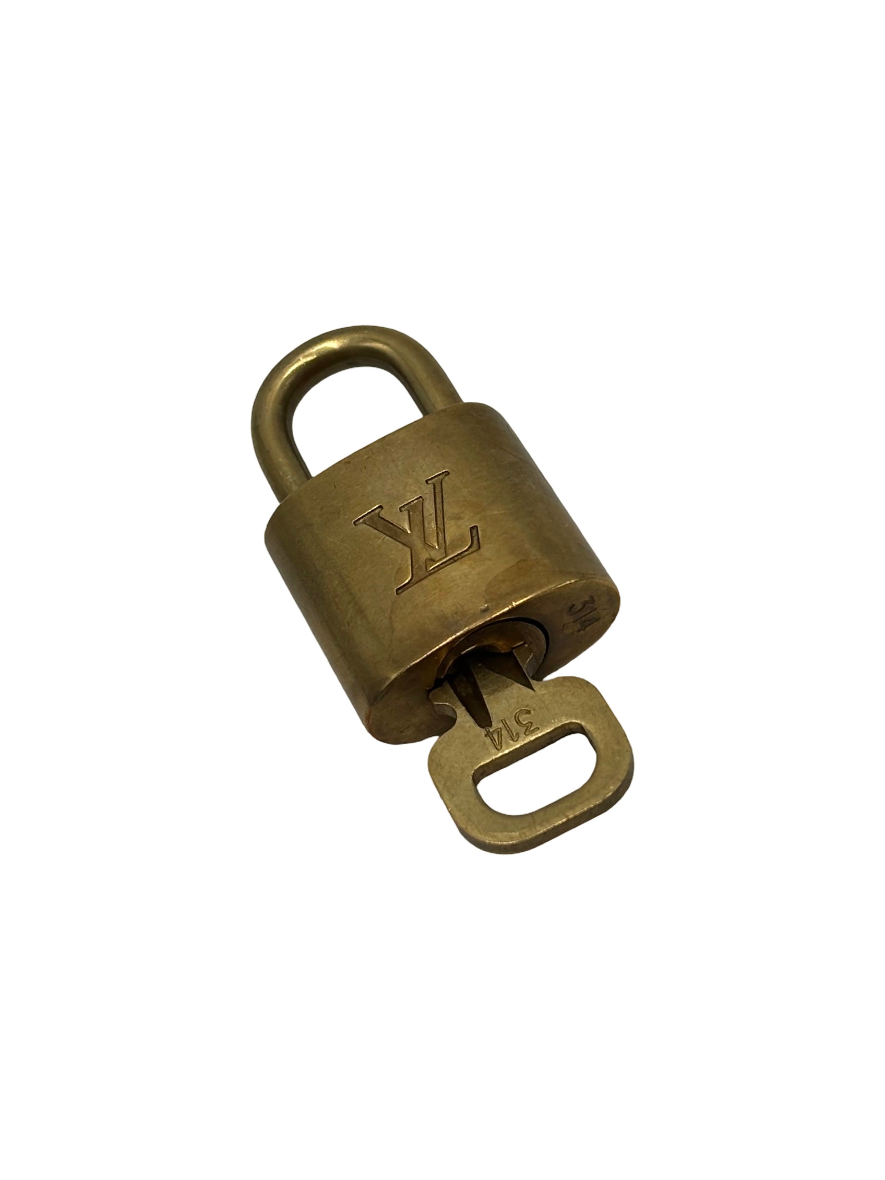Louis Vuitton Padlock And Key Logo Metal Gold Metal Charms And Keychains Accessory (Pre-Owned)