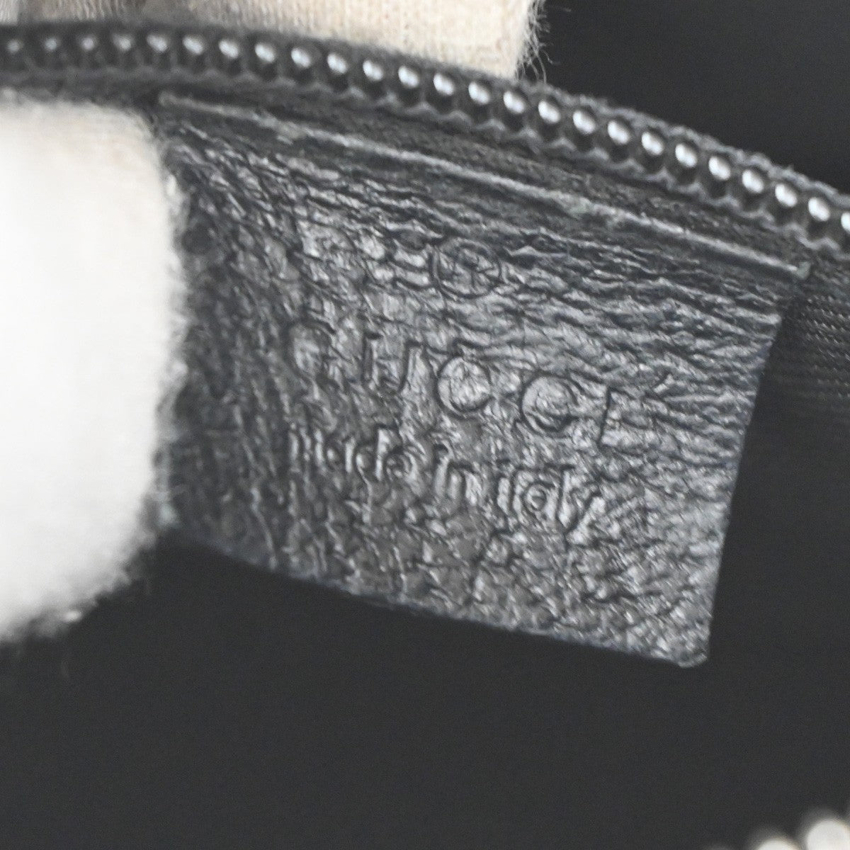 Gucci Web Loop Gg Canvas Black Canvas Shoulder Bag Bag (Pre-Owned)