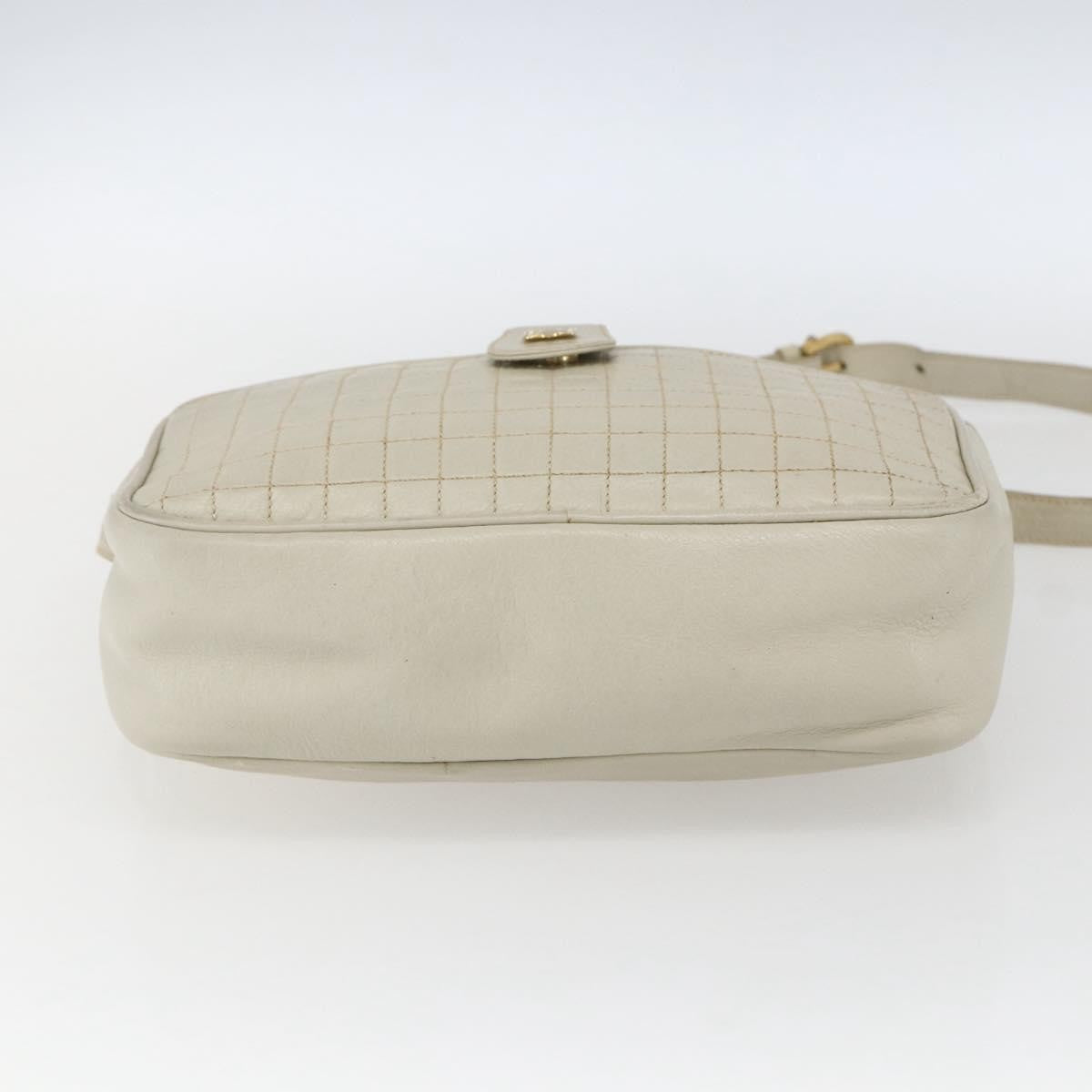 Celine Vintage Leather White Leather Shoulder Bag Bag (Pre-Owned)