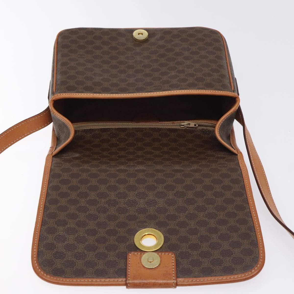 Celine Vintage Macadam Circle Logo Canvas And Leather Brown Canvas Shoulder Bag Bag (Pre-Owned)