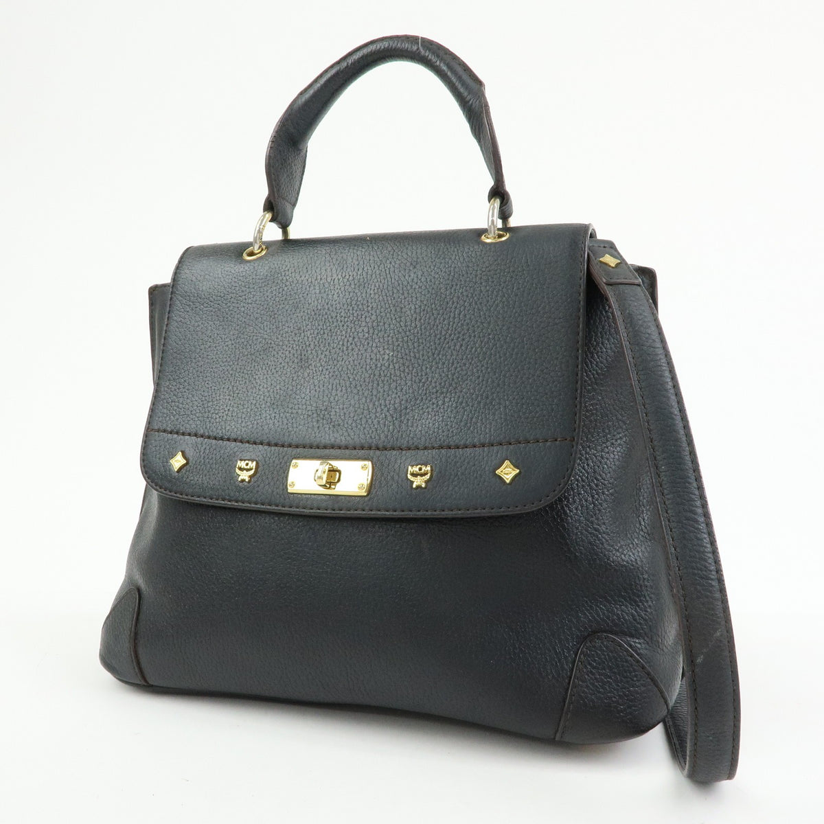 MCM Vintage Leather Black Leather Shoulder Bag Bag (Pre-Owned)