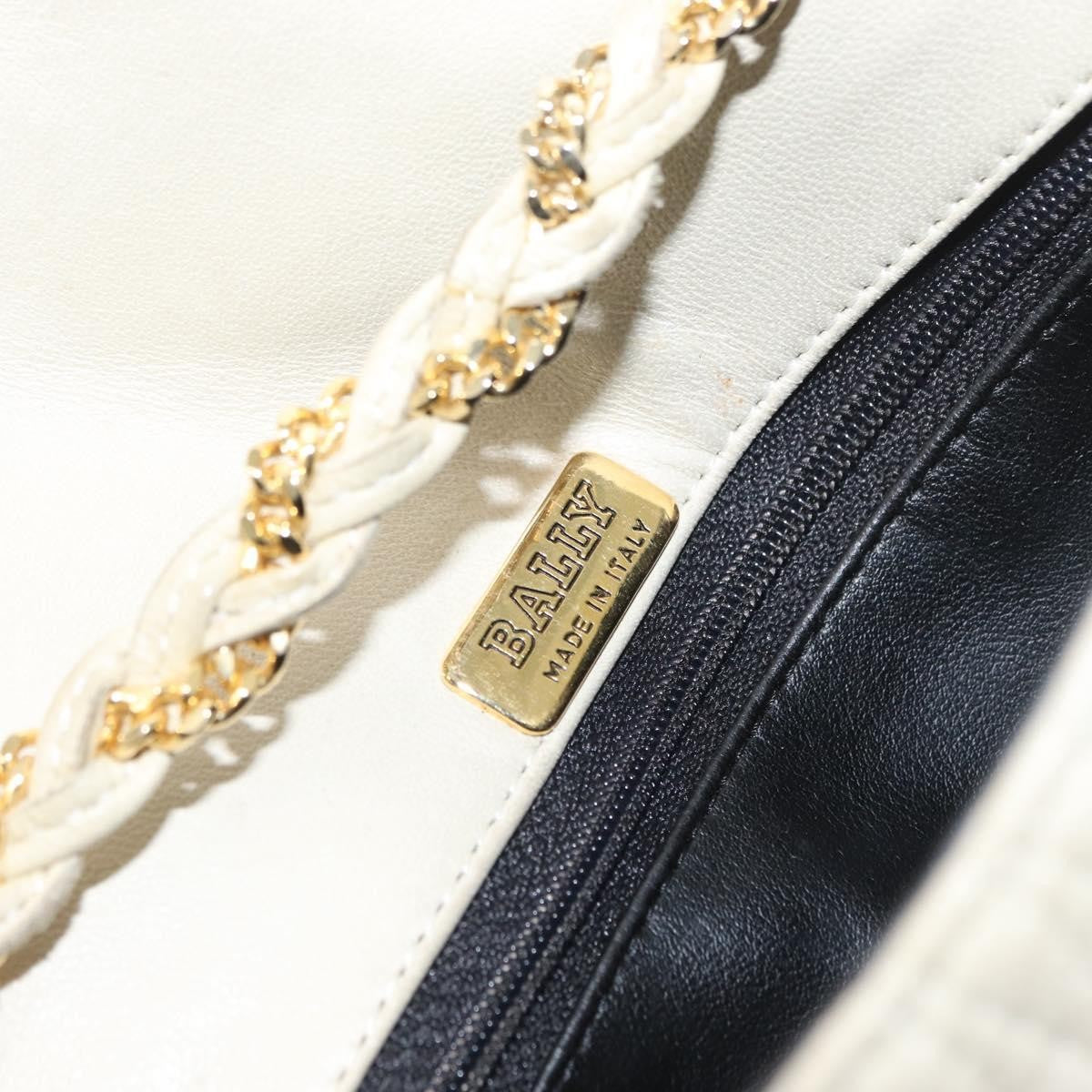 Bally Vintage Chain Quilted Leather Beige Leather Shoulder Bag Bag (Pre-Owned)