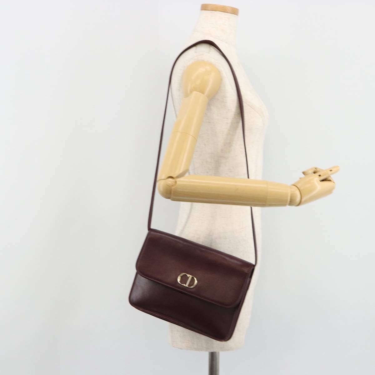 Christian Dior Shoulder Leather Burgundy Leather Shoulder Bag Bag (Pre-Owned)