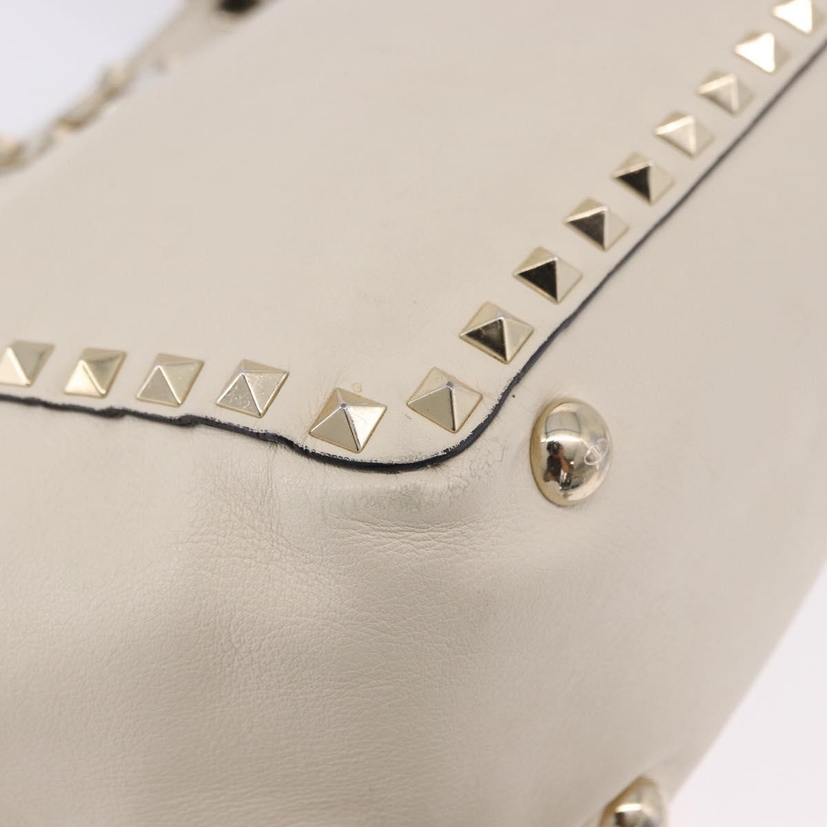Valentino Garavani Rockstud Tote Soft Leather White Leather Tote Bag Bag (Pre-Owned)