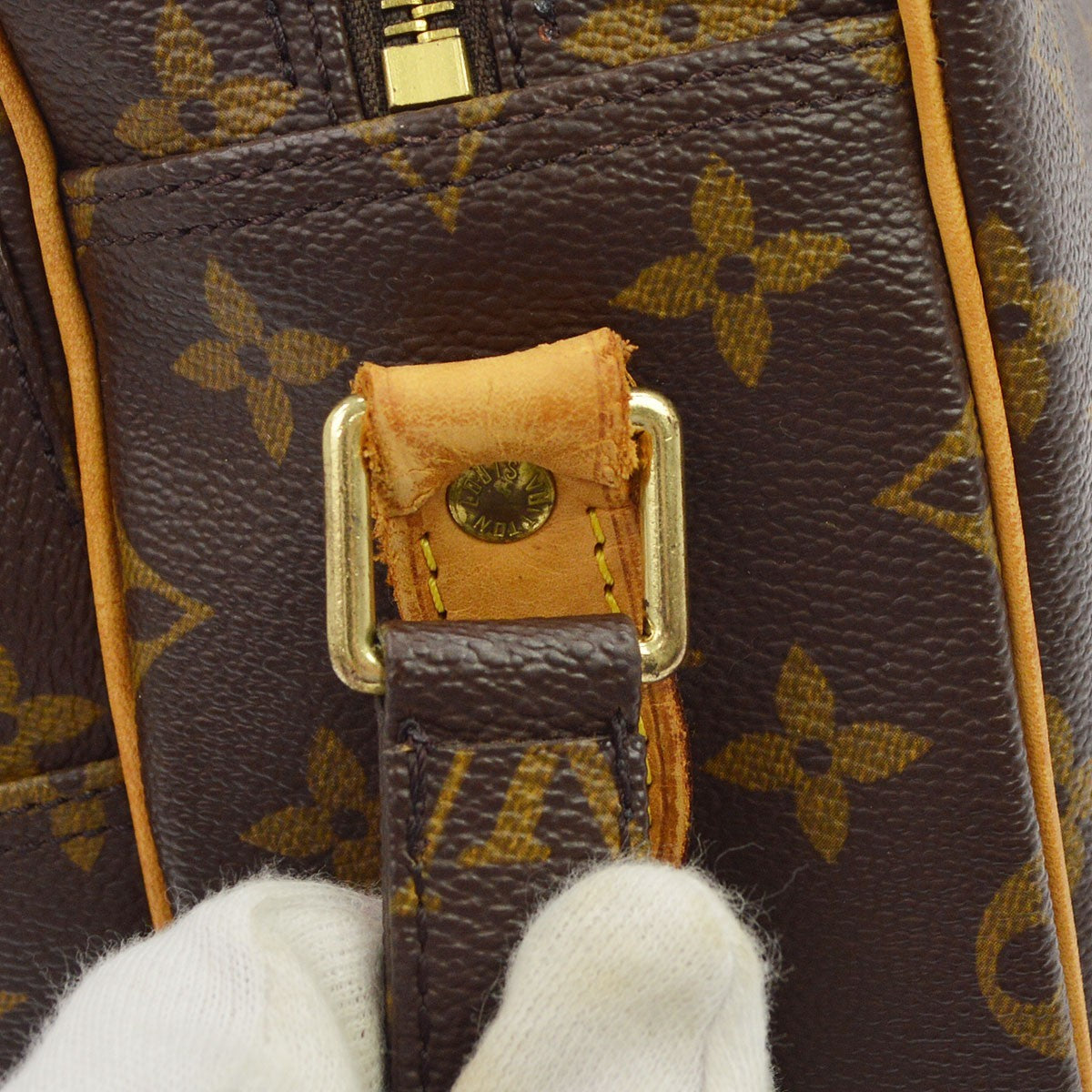 Louis Vuitton Nil Shoulder Bag Monogram Canvas Brown Canvas Shoulder Bag Bag (Pre-Owned)