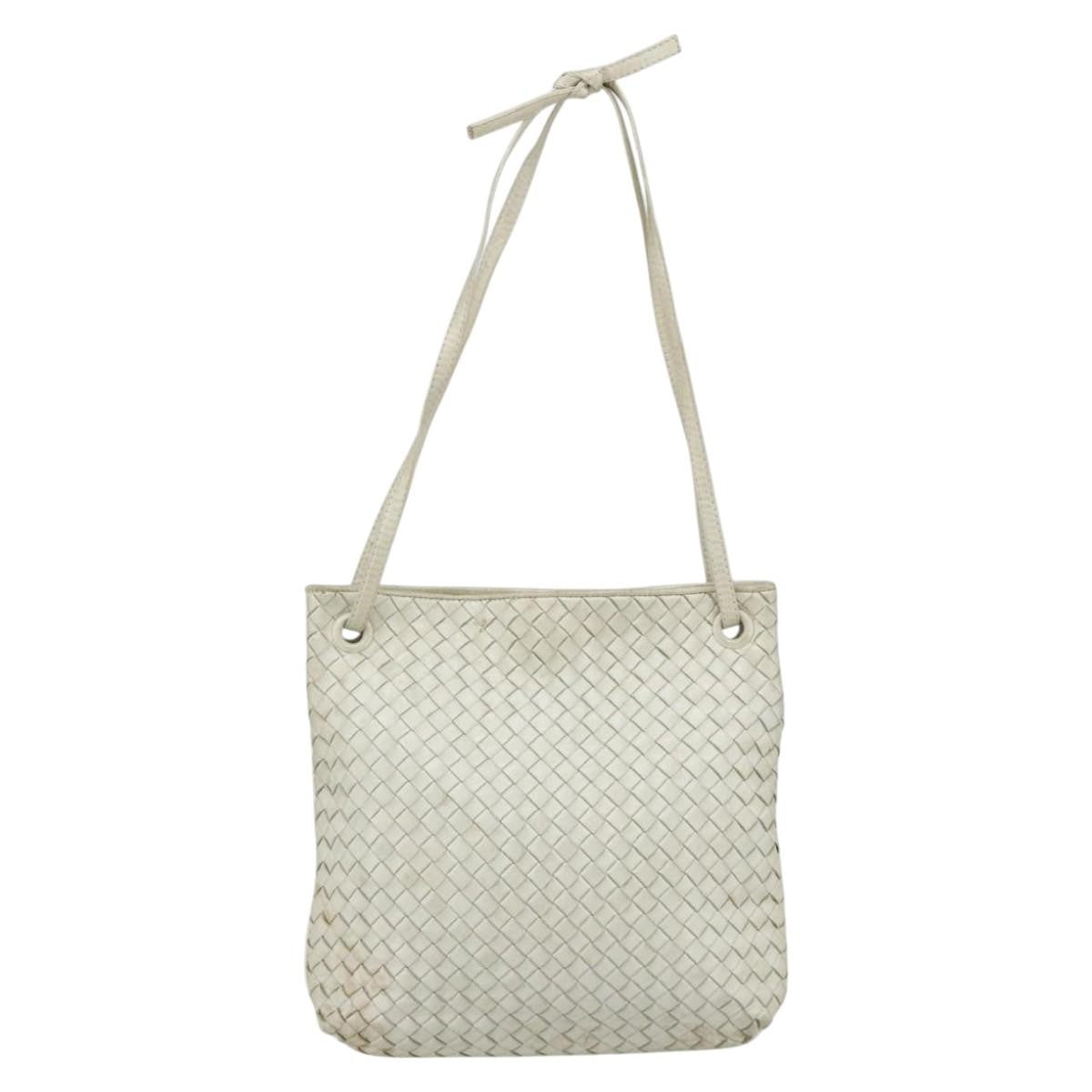 Bottega Veneta Intrecciato Shoulder Leather White Leather Shoulder Bag Bag (Pre-Owned)