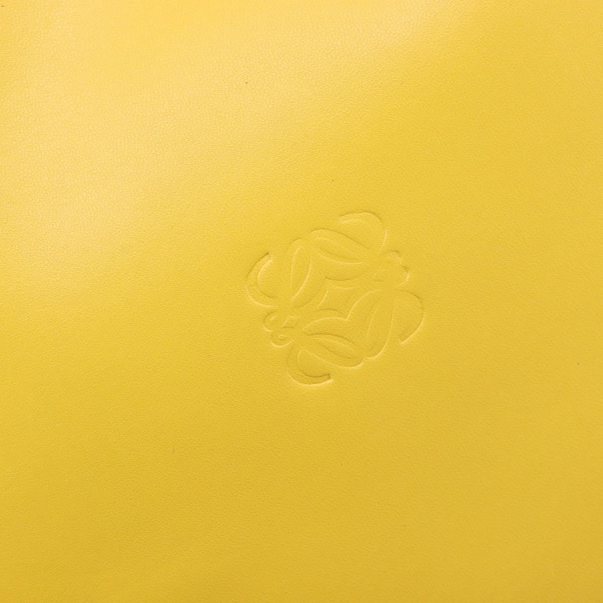 Loewe Shoulder Bag Leather Yellow Leather Shoulder Bag Bag (Pre-Owned)