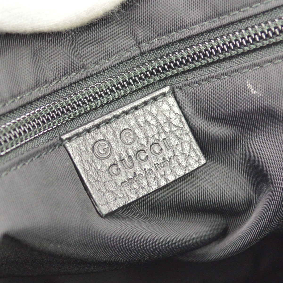 Gucci Buckle Messenger Gg Canvas Black Canvas Handbag (Pre-Owned)