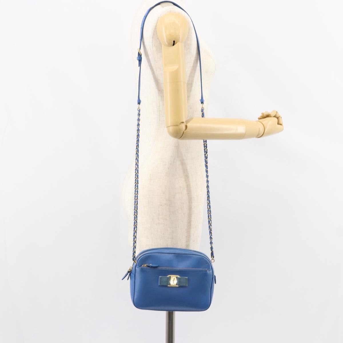 Salvatore Ferragamo Vala Chain Leather Blue Leather Shoulder Bag Bag (Pre-Owned)