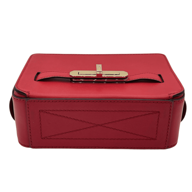 New Alexander McQueen Women's Myth Red Leather Crossbody Bag