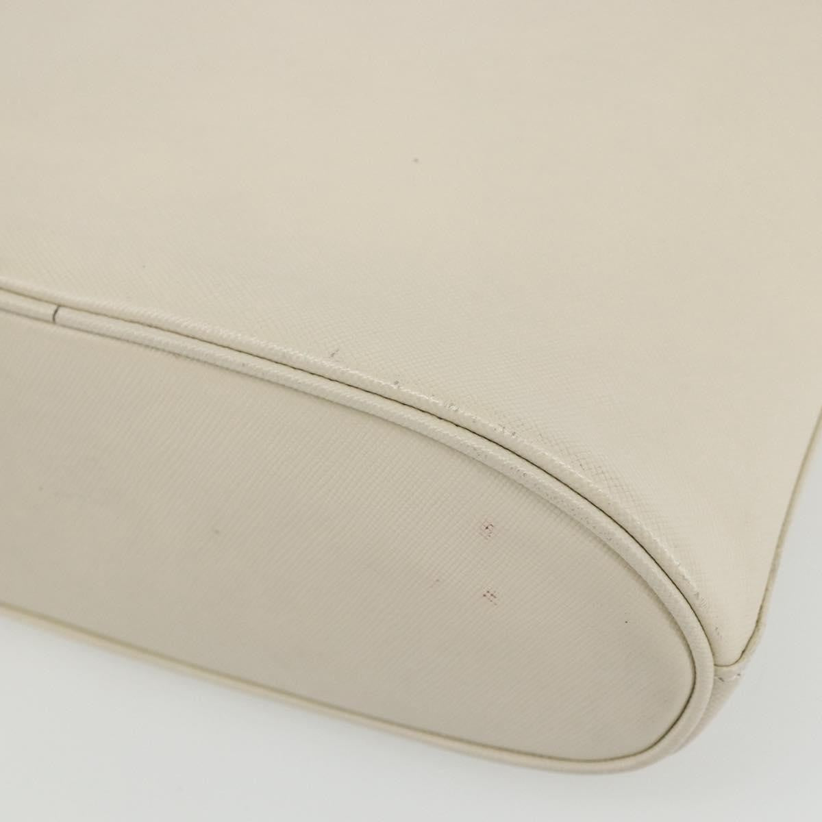 Salvatore Ferragamo Gancini Leather White Leather Handbag (Pre-Owned)