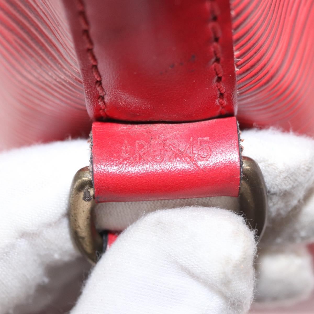 Louis Vuitton Petit Noe Epi Leather Red Leather Shoulder Bag Bag (Pre-Owned)