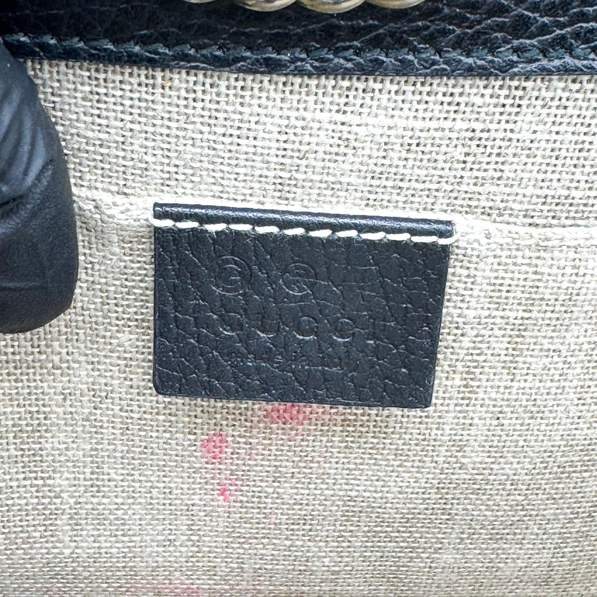Gucci Interlocking Leather Black Leather Shoulder Bag Bag (Pre-Owned)