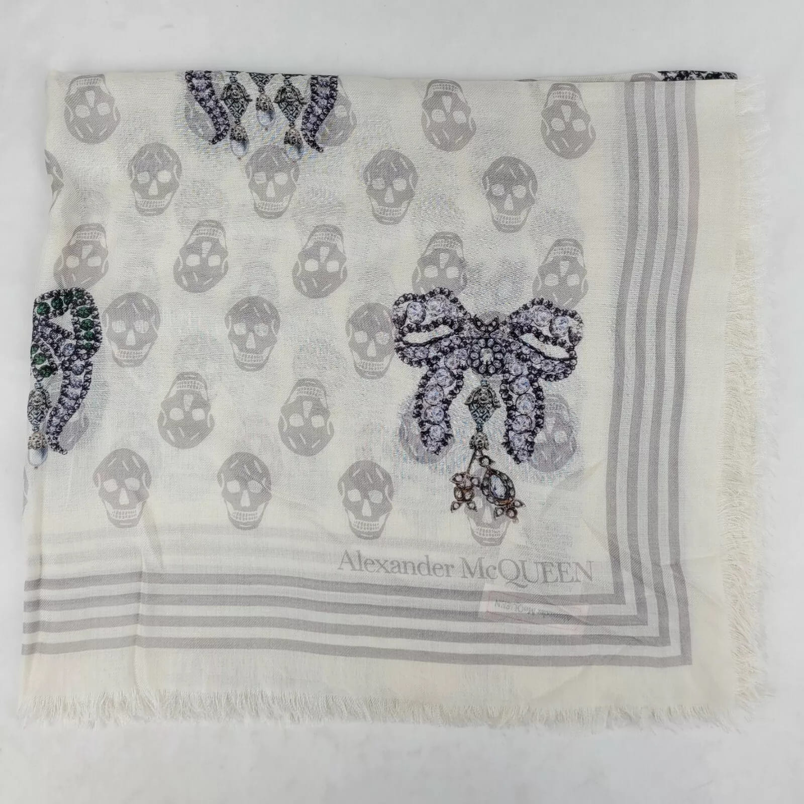 Alexander McQueen White Modal Skull/Crystal Ribbon Bow Print Scarf