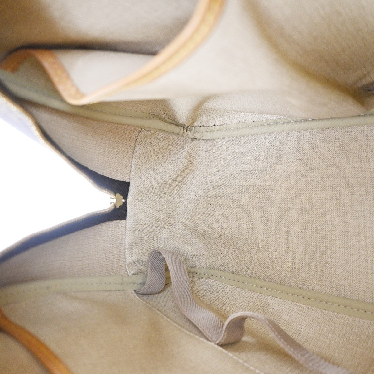 Louis Vuitton Deauville Monogram Canvas Brown Canvas Handbag (Pre-Owned)