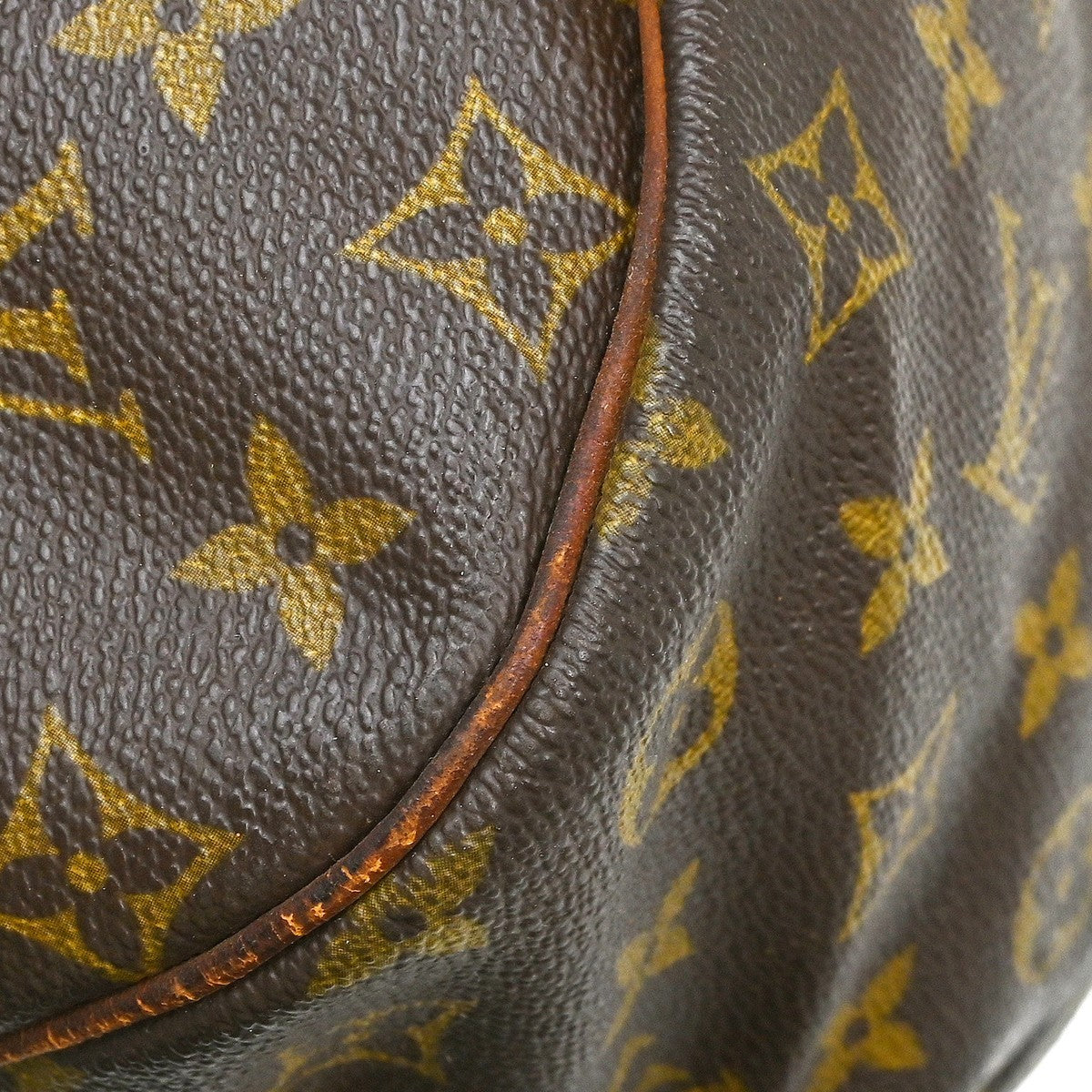 Louis Vuitton Saumur Monogram Canvas Brown Canvas Shoulder Bag Bag (Pre-Owned)