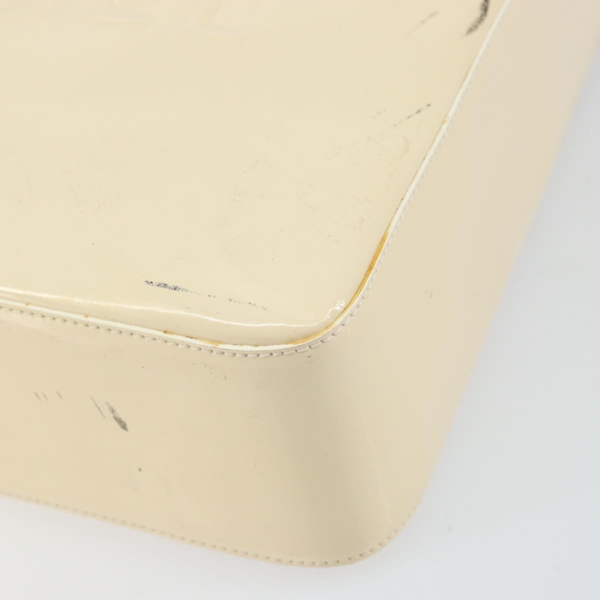Chanel Vintage Embossed Logo Shoulder Patent Beige Patent_Leather Tote Bag Bag (Pre-Owned)