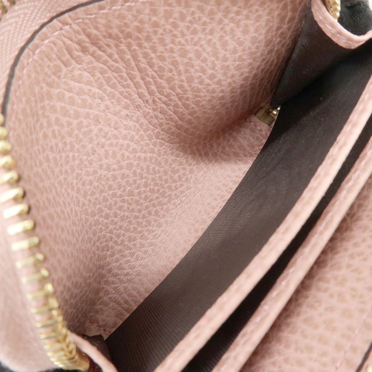 Gucci Swing Zip Around Leather Pink Leather Wallets Accessory (Pre-Owned)