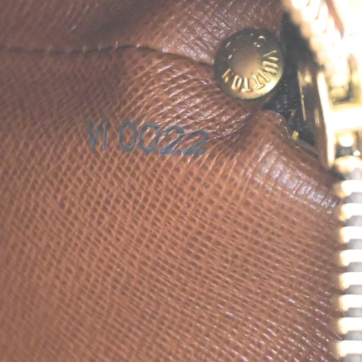 Louis Vuitton Drouot Monogram Canvas Brown Canvas Shoulder Bag Bag (Pre-Owned)