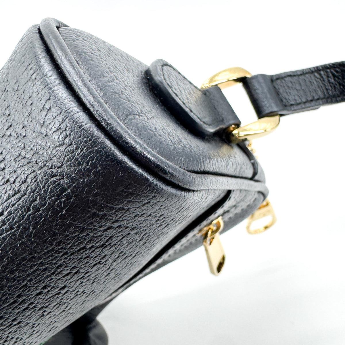Gucci Ophidia Leather Black Leather Shoulder Bag Bag (Pre-Owned)