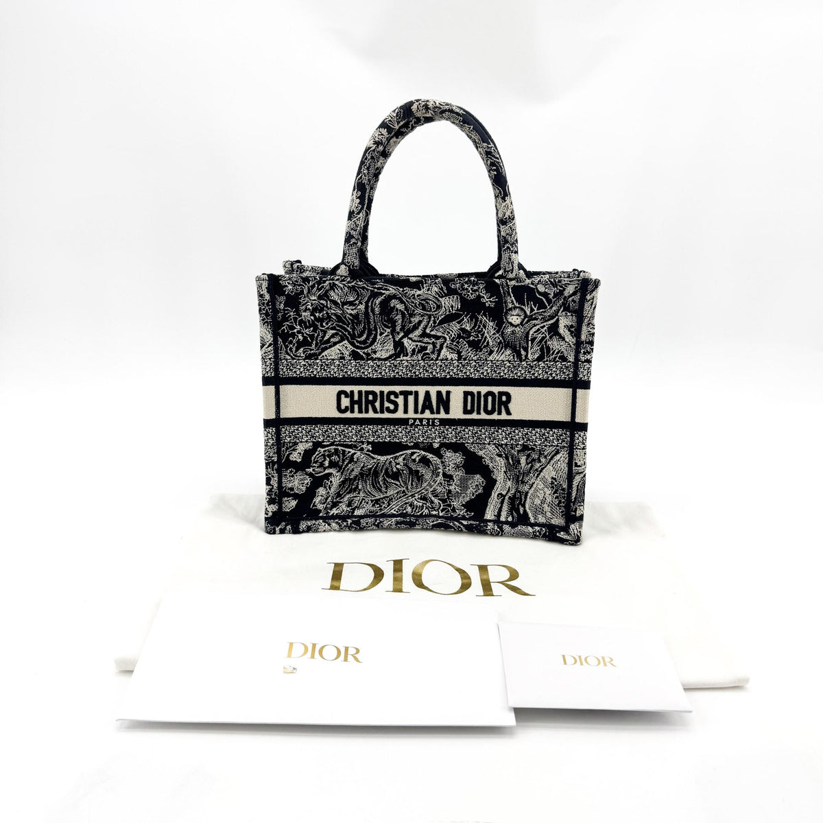 Christian Dior Book Embroidered Canvas Navy Canvas Tote Bag Bag (Pre-Owned)