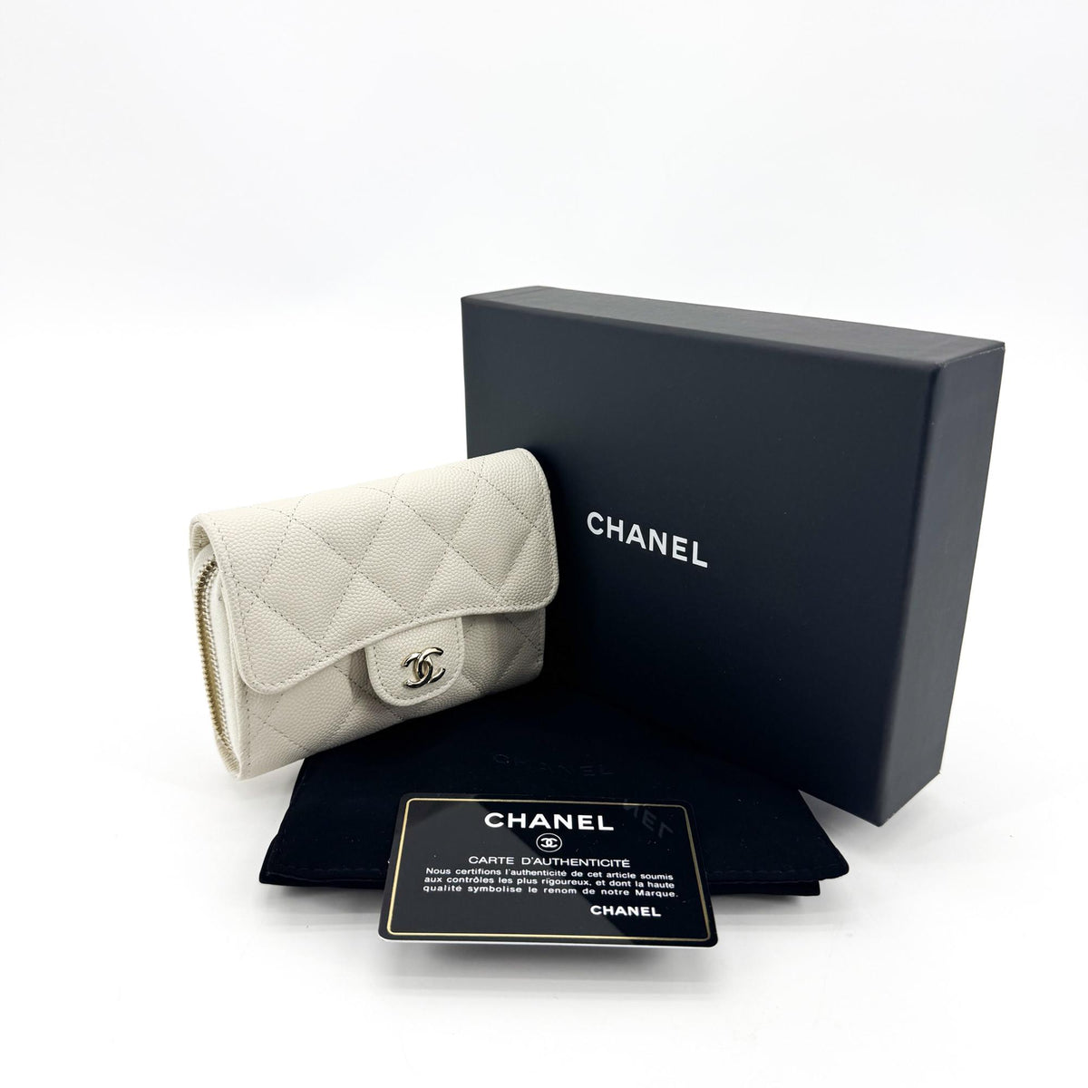 Chanel Classic Zip Around Card Holder On Chain Quilted Caviar White Leather Crossbody Bag Bag (Pre-Owned)