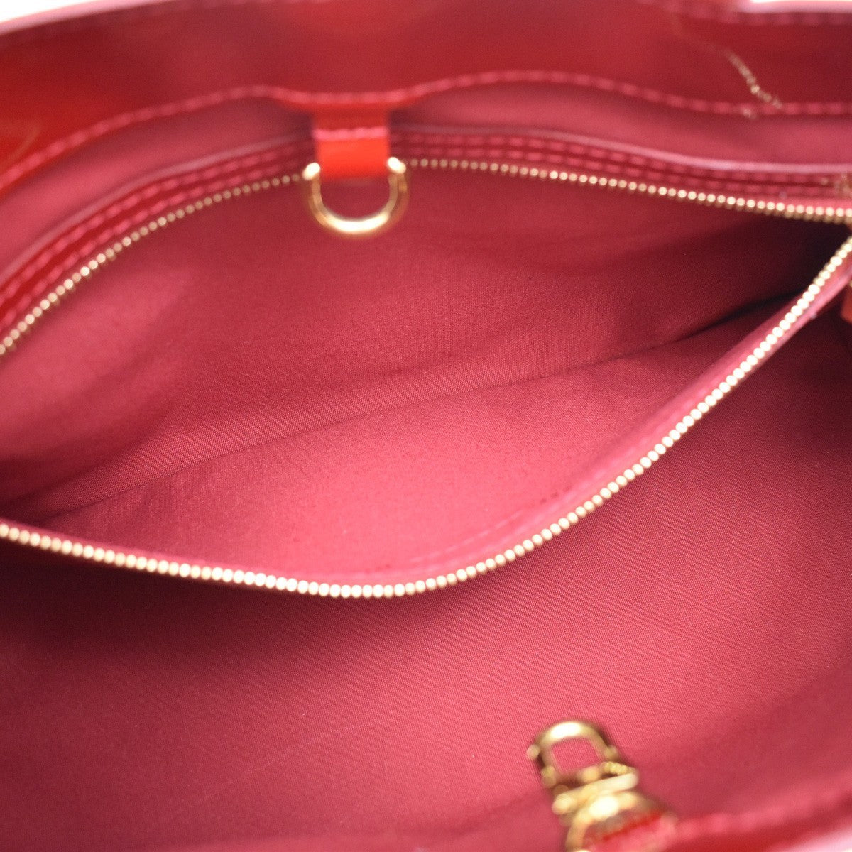 Louis Vuitton Wilshire Monogram Vernis Red Patent_Leather Handbag (Pre-Owned)